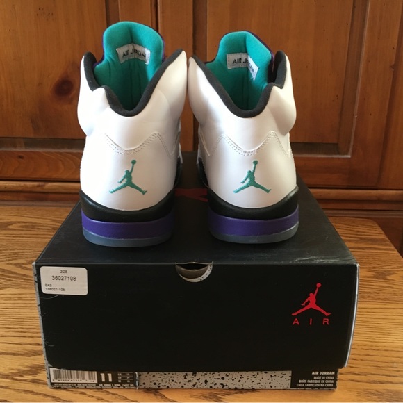 Jordan 5 Retro Grape (2013) Size 11 - Picture 2 of 4